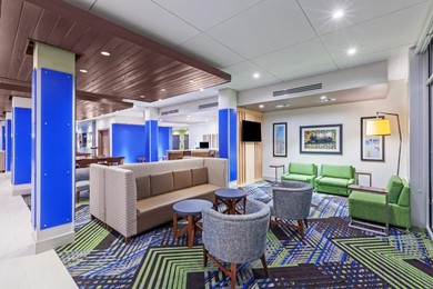 Hotel Holiday Inn Express and Suites Chanute, an IHG Hotel