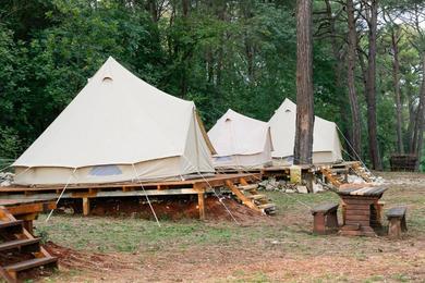 Guest house Camp 'Dvor' bell tent accommodation