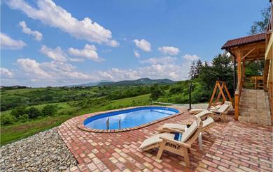 Holiday home Nice Home In Jelenscak With Outdoor Swimming Pool, Sauna And Wifi