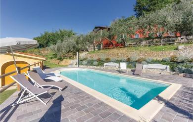 Дом отдыха Awesome home in Camaiore LU with 3 Bedrooms, WiFi and Outdoor swimming pool