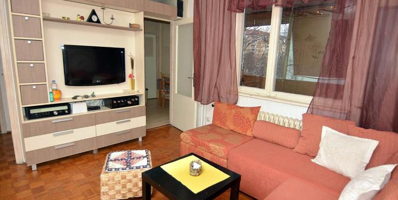 Апартаменты Apartman 3 sobe - lokacija Sajam- Bolnica - Stanica
