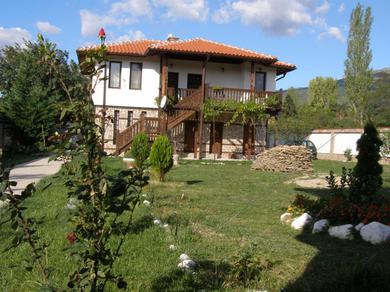 Holiday home Къщи за гости Под Балкана