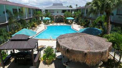 Мотель Island House Resort Hotel