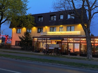 Отель Hotel zum Ziehbrunnen
