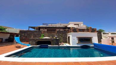 Villa Preciosa Casa Cristian y María con piscina privada