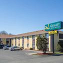 Отель Quality Inn & Suites West Bend