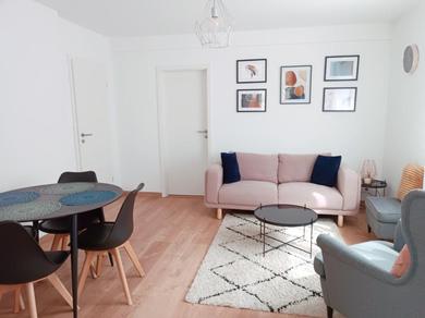 Apartments Appartement cosy dans une maison calme et parking gratuit