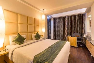 Отель Airport Hotel Grand, New Delhi