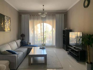 Huge Entire apartment for Couples ,families &Groups -up to 5 Guests- with free pool, steam & Sauna at Jumeirah Village Circle, Dubai
