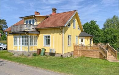 Hotel Stunning Home In Hyltebruk With Wifi And 2 Bedrooms