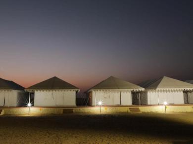 Люкс-шатер The Jaisalbagh Desert Camp