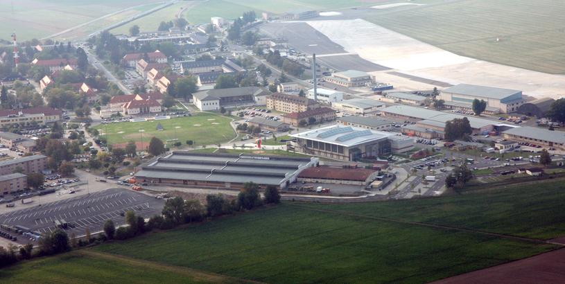 Wiesbaden Army Airfield (WIE), Висбаден, Германия