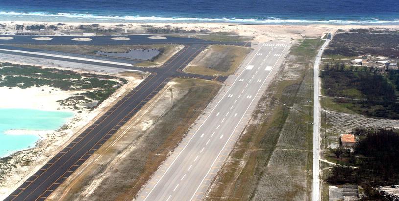 Wake Island Airfield (AWK), Остров Уэйк, Внешние малые острова США