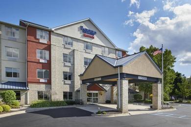 Отель Fairfield Inn & Suites Detroit Livonia