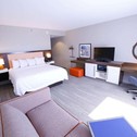 Отель Hampton Inn & Suites Forest City