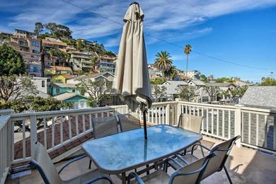 Holiday home Tropical Island Escape with Deck, Walk to Avalon Bay