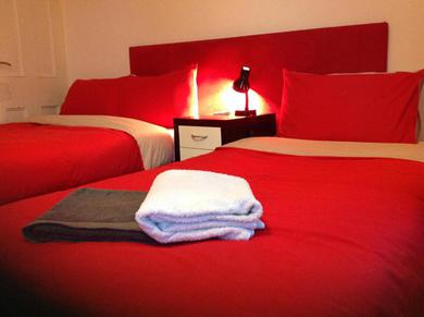 Guest house Comfy rooms. Shared East London Homestay.