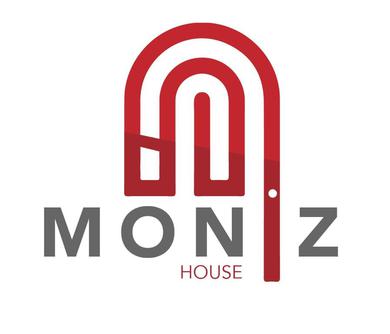 Апартаменты Moniz House