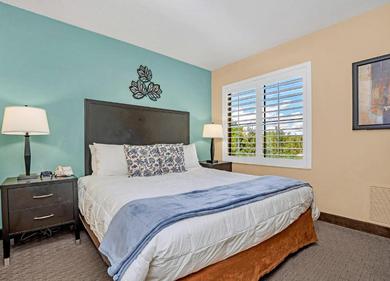 Apartments Near Disney- 1BR Suite with King Bed - Pool and Hot Tub!