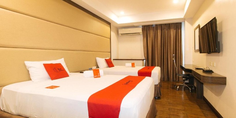 Отель RedDoorz Premium @ West Avenue Quezon City