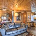 Holiday home Lake Livin Cozy Cabin with Dock, Tiki Bar, 2 Kayaks