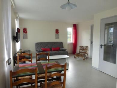 Apartment in Moulec"h with parking space