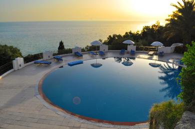 Apartments Agios Gordios Beach Holiday Apartments with pool maria