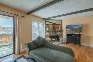 Dabi Four Lakeview - Comforting cabin with a Lake view! Board Games!