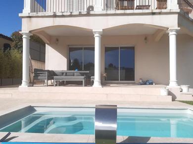 Villa Superbe villa avec piscine 15 minutes de Nice