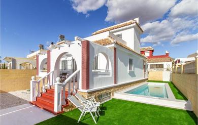 Stunning home in Jeronimo y Avileses with Outdoor swimming pool, WiFi and Swimming pool