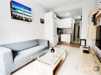 Holiday home Stunning and sunny suite + Parking + Terrace by Canary365