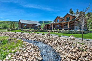 Holiday home Renovated Historic Cabin about 25 Miles to Park City!