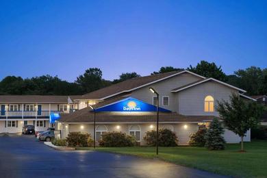 Отель Days Inn by Wyndham Middletown/Newport Area