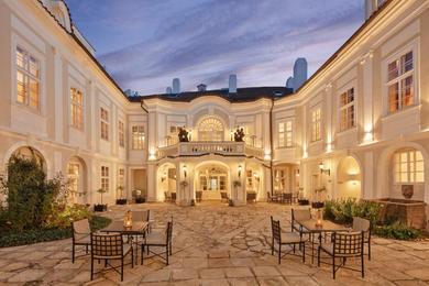 Отель The Mozart Prague - Preferred Hotels & Resorts