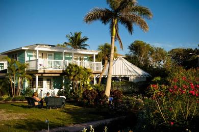 Resort Tropic Isle At Anna Maria Island Inn