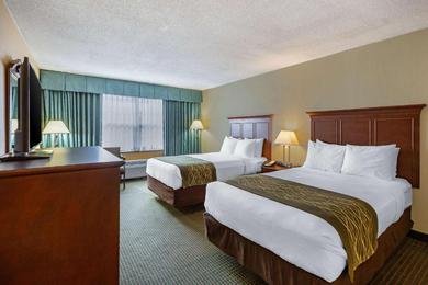 Hotel Clarion Inn Falls Church- Arlington