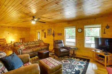 Pet-Friendly Byrdstown Cabin with Fire Pit and Porch!