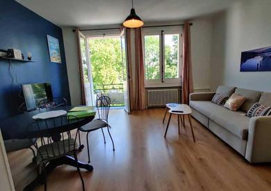 Apartments Appartement spacieux centre Aix les Bains