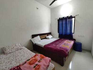 Guest house Aarambh - Room in Homestay