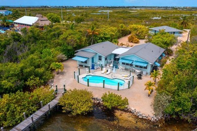Hotel Waterfront Beach House with Dock & Heated Pool