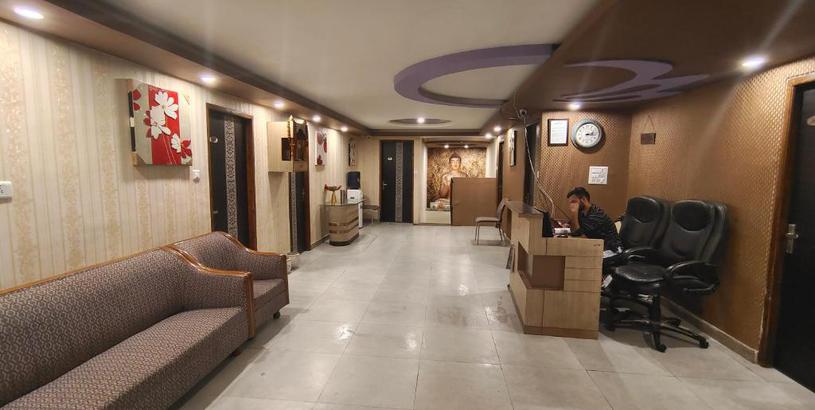 Hotel Magic stays - Shimla Royale -Free pickup from Railway station