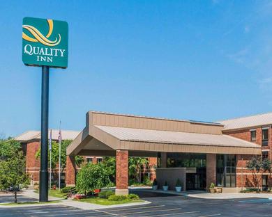 Отель Quality Inn Auburn Hills