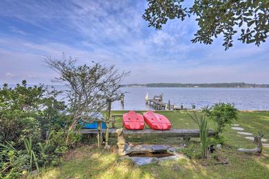 Holiday home New Bern Home with Direct Access to Neuse River