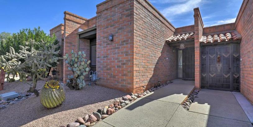 Дом отдыха Sun-Soaked AZ Townhome with Private Patio and Mtn View
