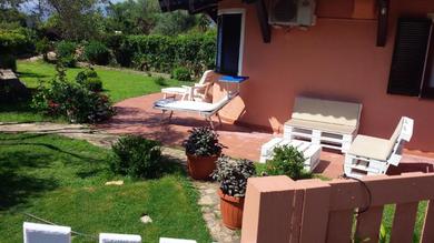 Апартаменты 2 bedrooms appartement with enclosed garden and wifi at Case Peschiera lu Fraili 2 km away from the beach