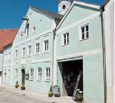 Отель Historischer Gasthof Stirzer