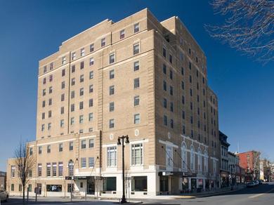 Hotel Grand Eastonian Hotel & Suites Easton