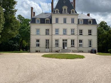 Apartments Château de Courbouzon & SPA