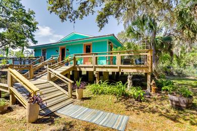 Holiday home Sunny Apalachicola Vacation Rental with Deck!