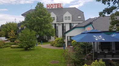 Отель Hotel Restaurant La Tour Romaine - Haguenau - Strasbourg Nord